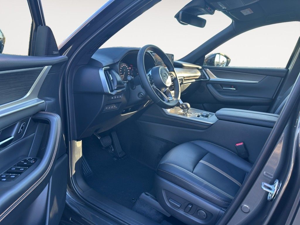 Mazda CX-60 2025