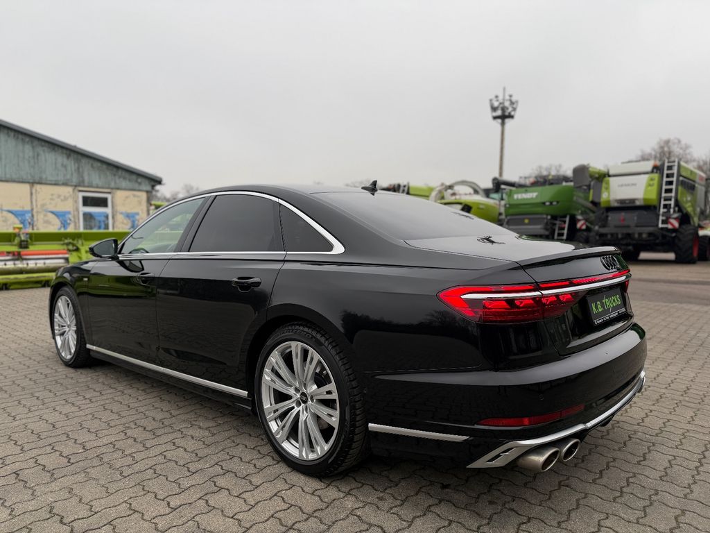 Audi A8 2022