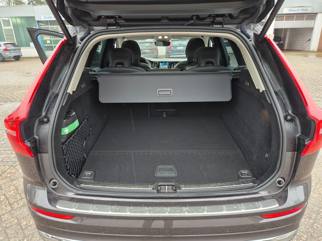 Volvo XC60 2022