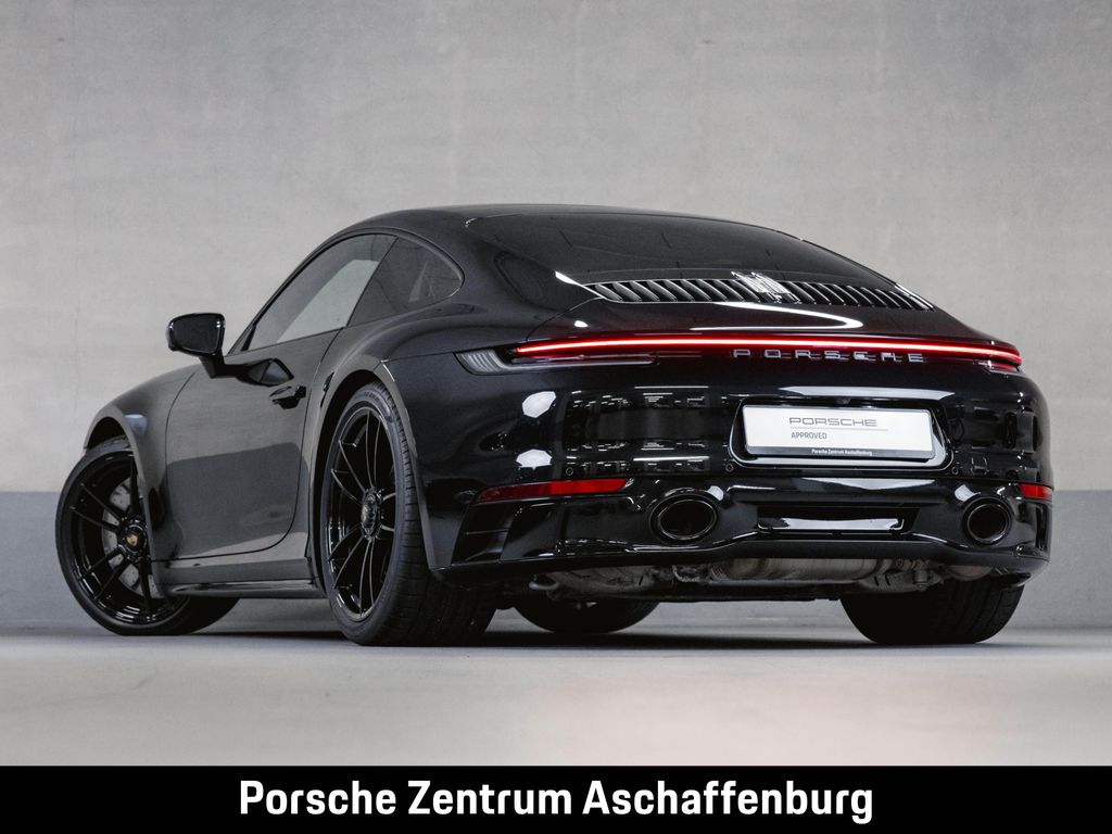 Porsche 992 2023