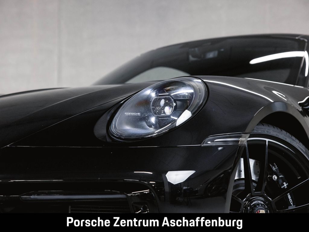 Porsche 992 2023