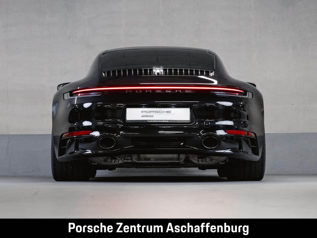 Porsche 992 2023