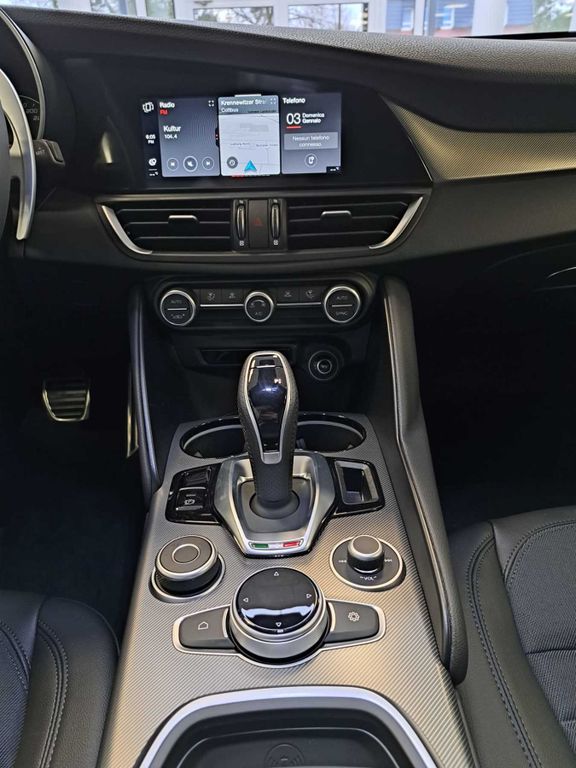 Alfa Romeo Giulia 2023