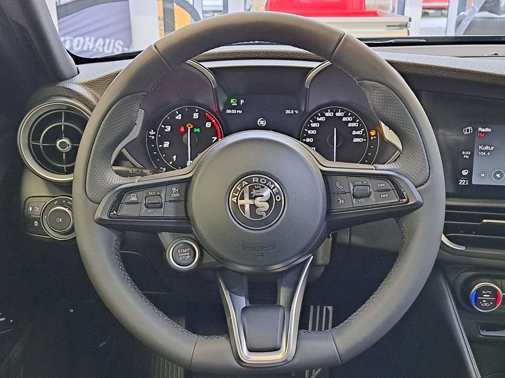 Alfa Romeo Giulia 2023