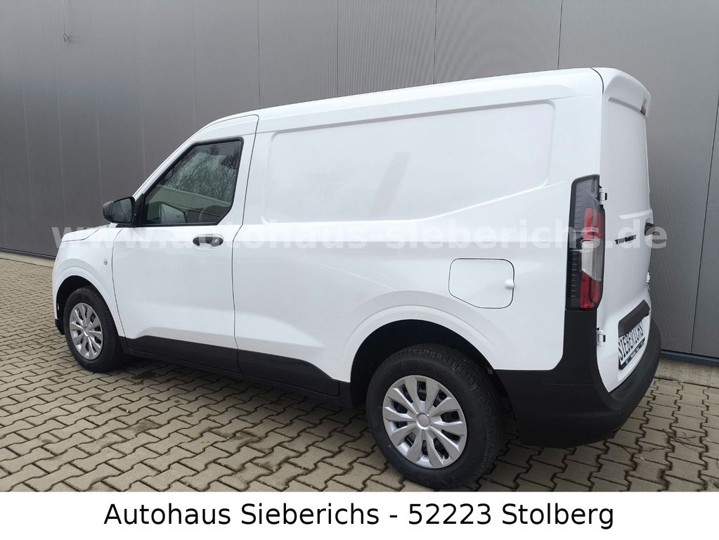 Ford Transit Courier 2025