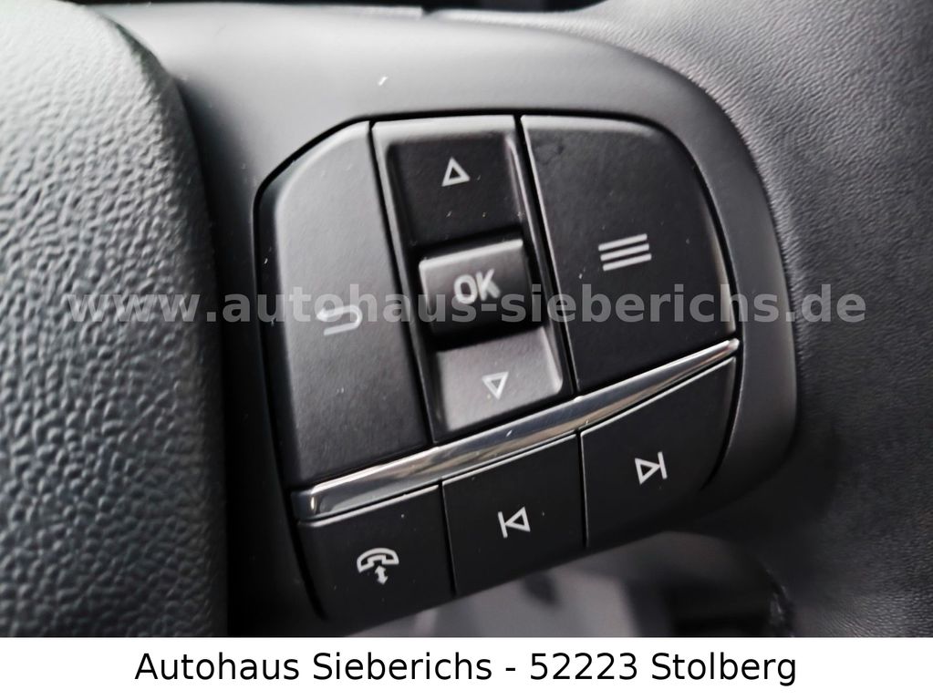 Ford Transit Courier 2025