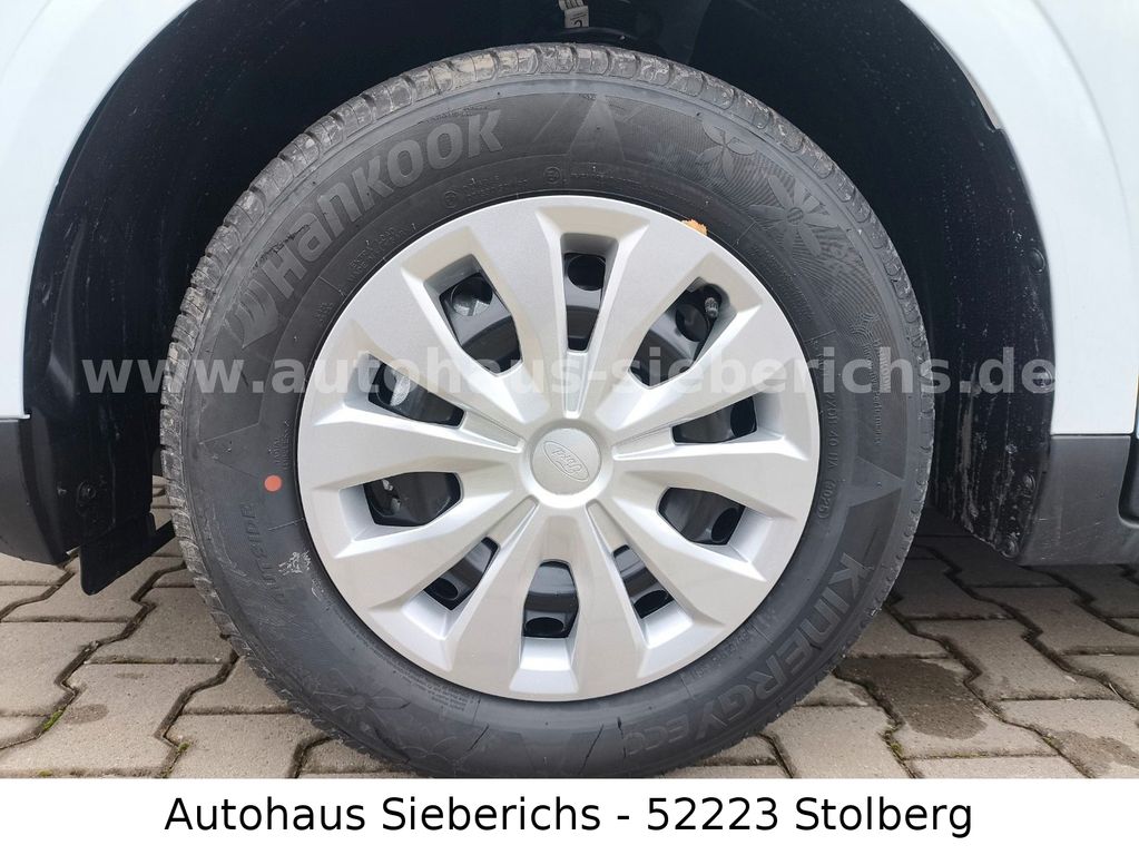 Ford Transit Courier 2025