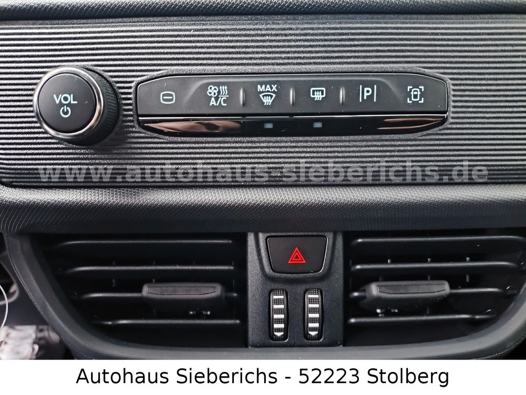 Ford Transit Courier 2025