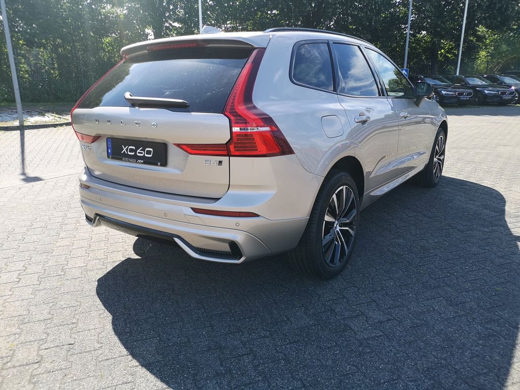 Volvo XC60 2022