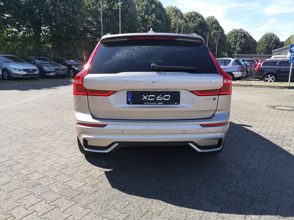 Volvo XC60 2022