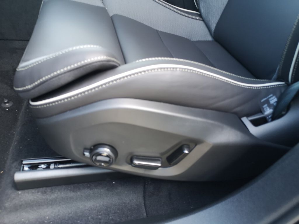 Volvo XC60 2022