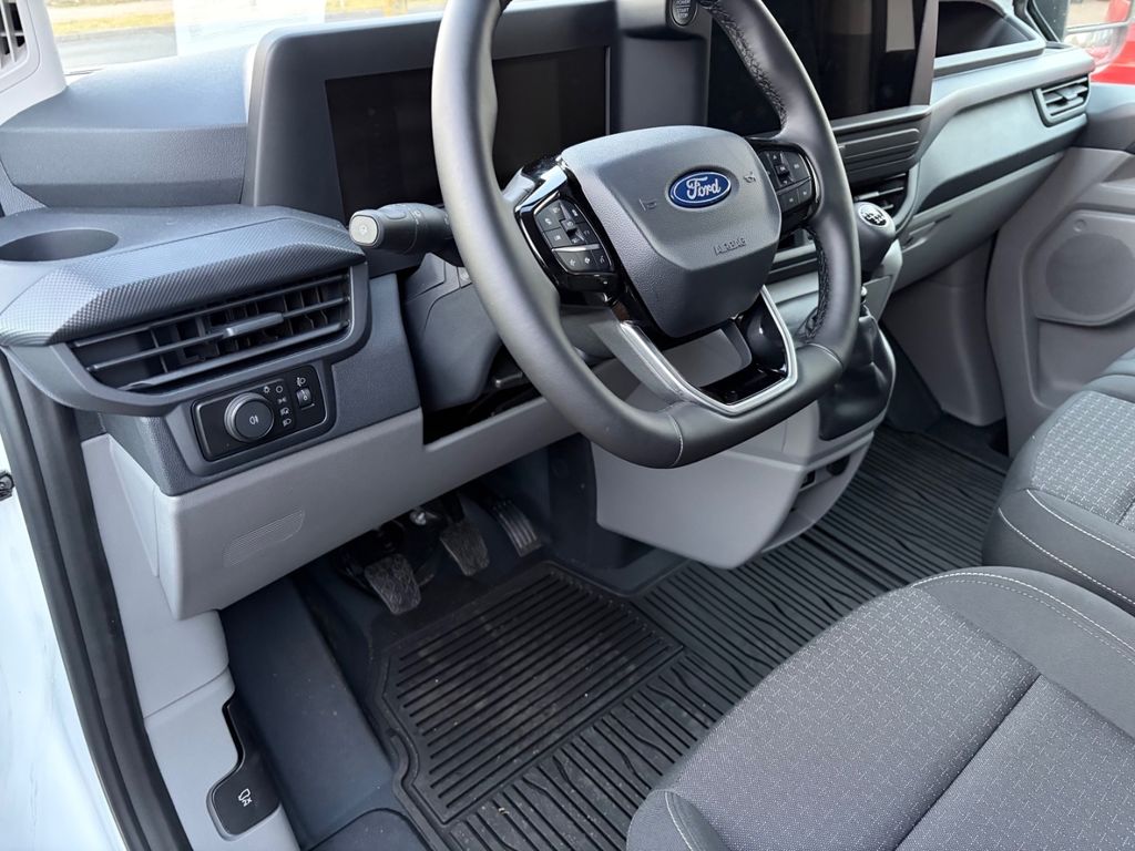 Ford Transit Custom 2024