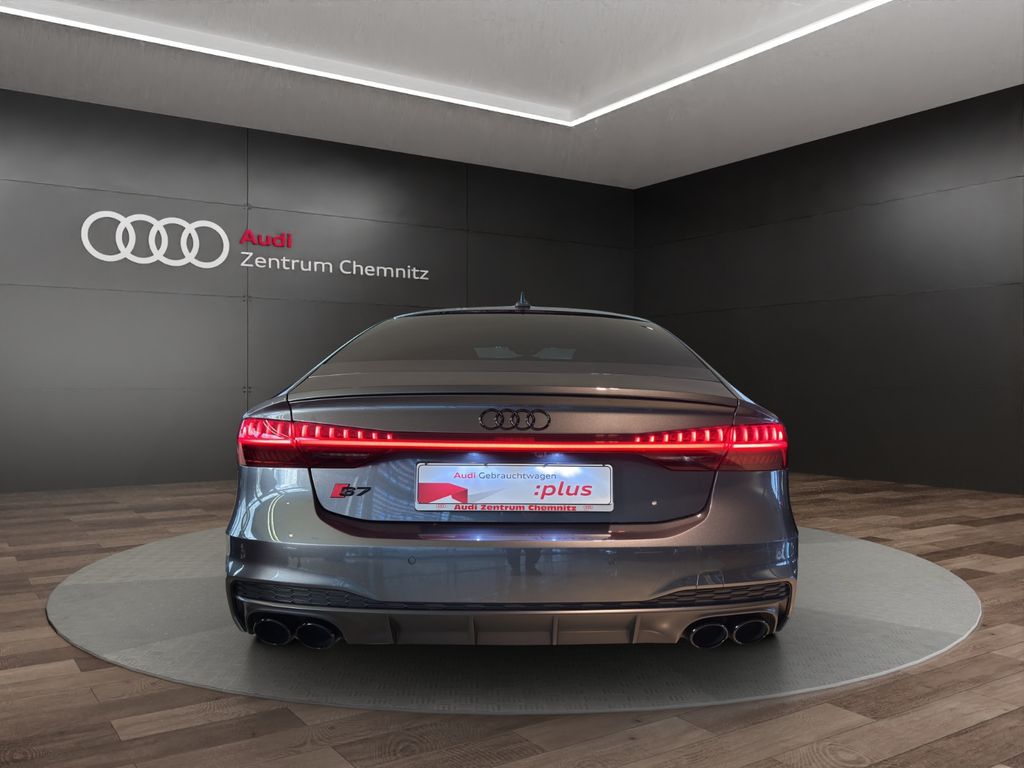 Audi S7 2022