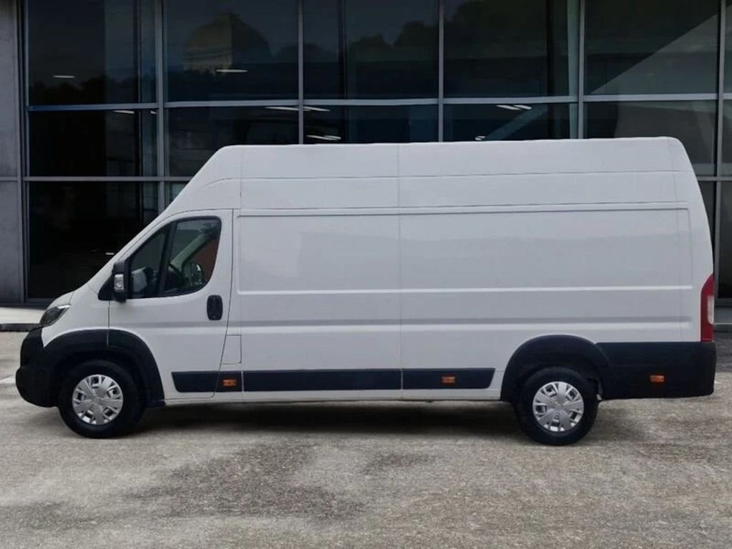 Opel Movano 2023