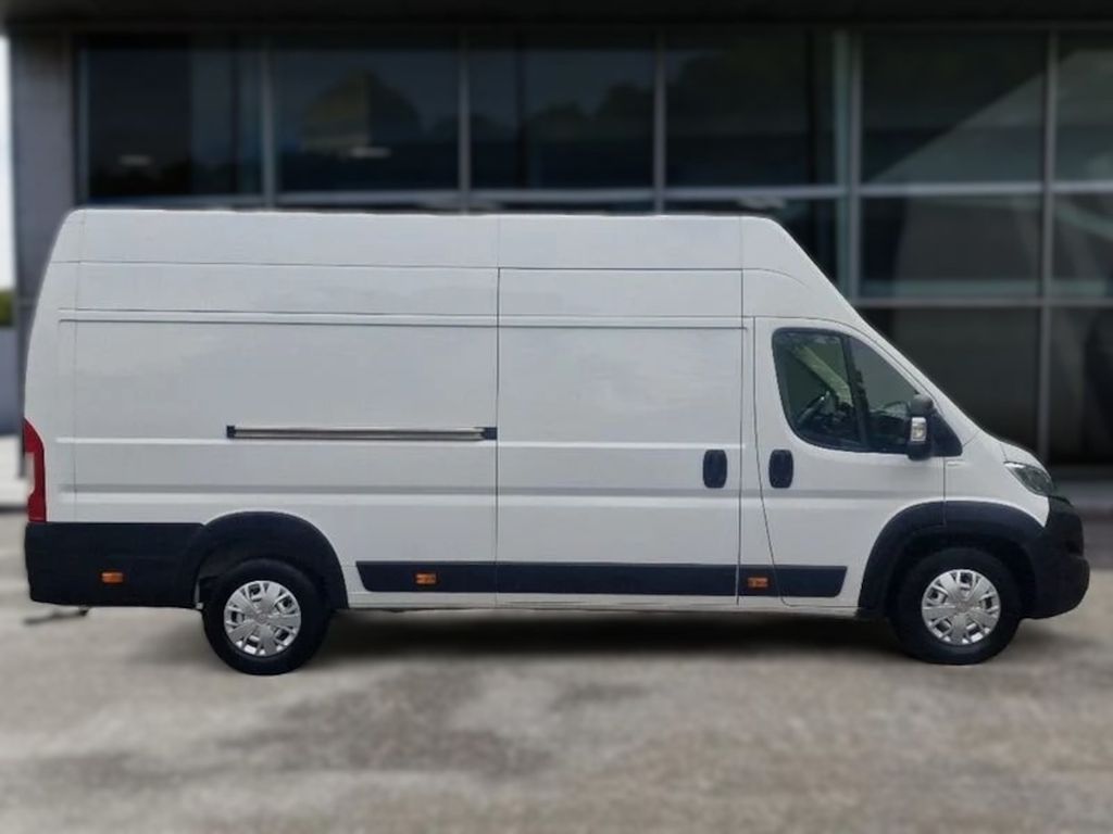 Opel Movano 2023