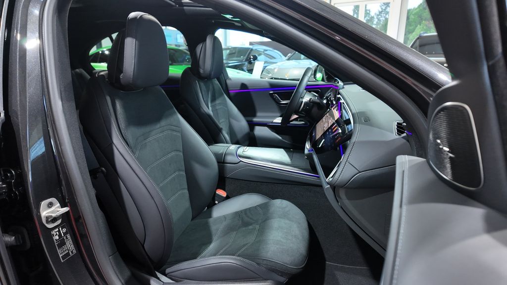 Mercedes-Benz E 220 2024