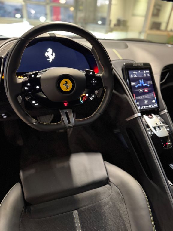 Ferrari Roma 2025