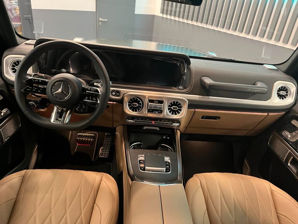 Mercedes-Benz G 63 AMG 2025