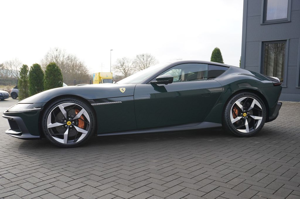 Ferrari 12Cilindri 2025
