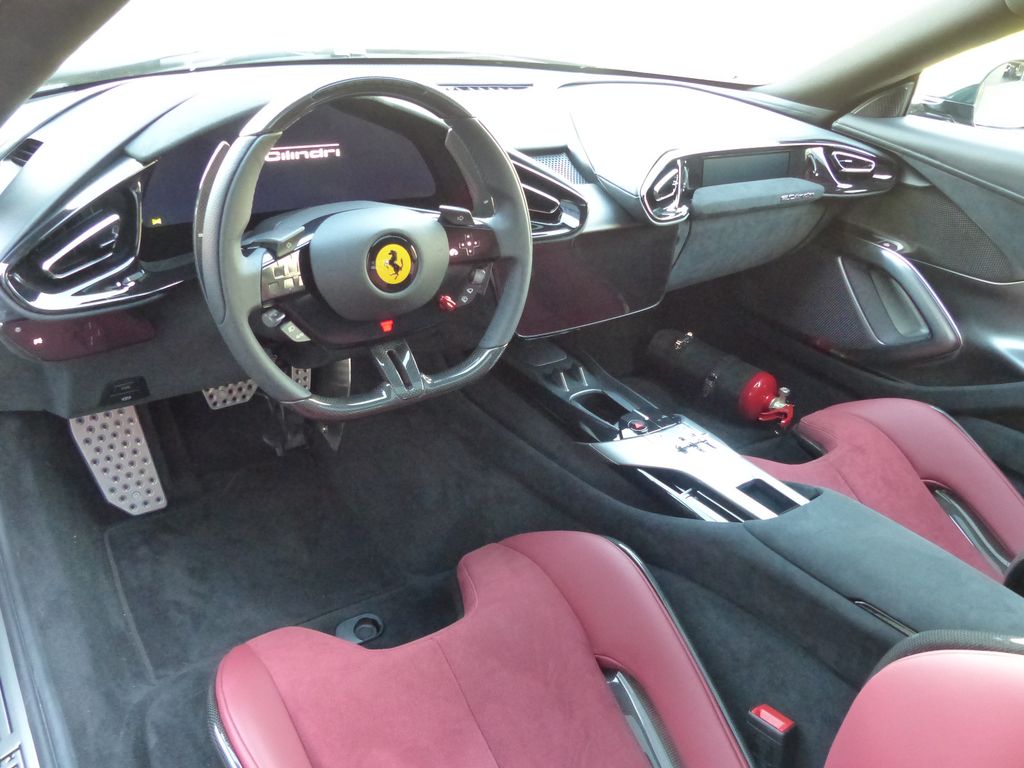 Ferrari 12Cilindri 2025