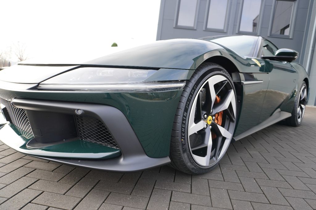 Ferrari 12Cilindri 2025