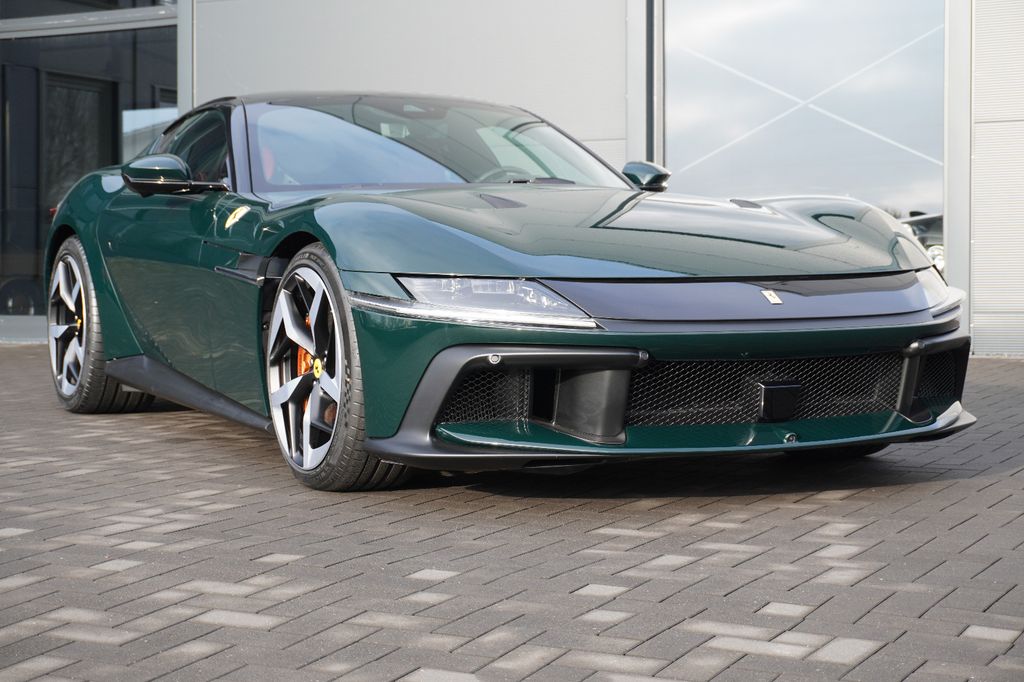 Ferrari 12Cilindri 2025