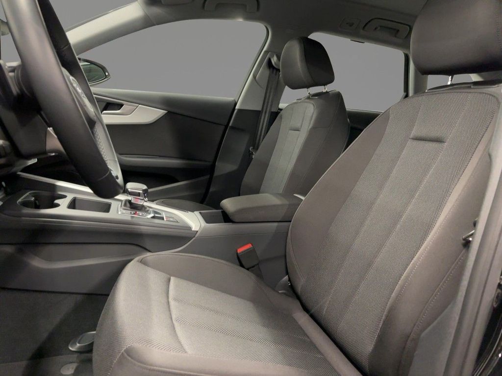 Audi A4 2024