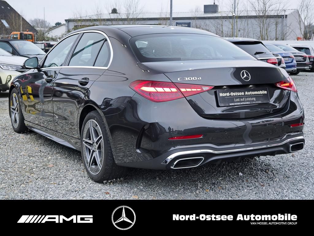 Mercedes-Benz C 300 2025