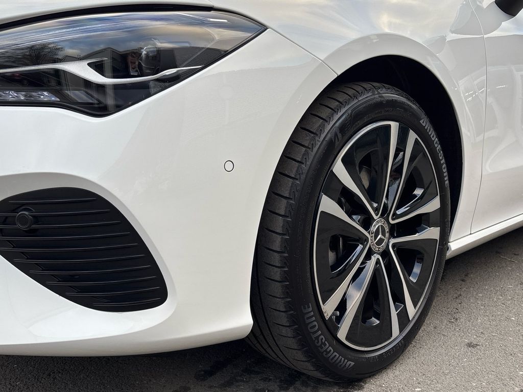 Mercedes-Benz CLA 180 Shooting Brake 2025