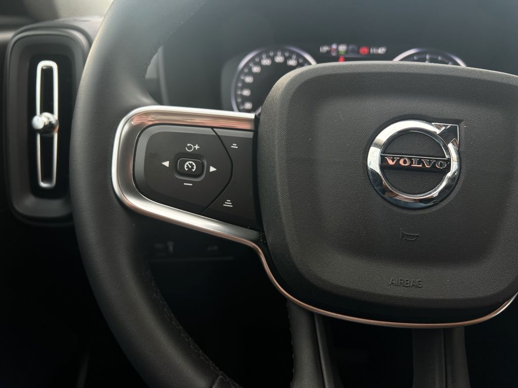 Volvo XC40 2022