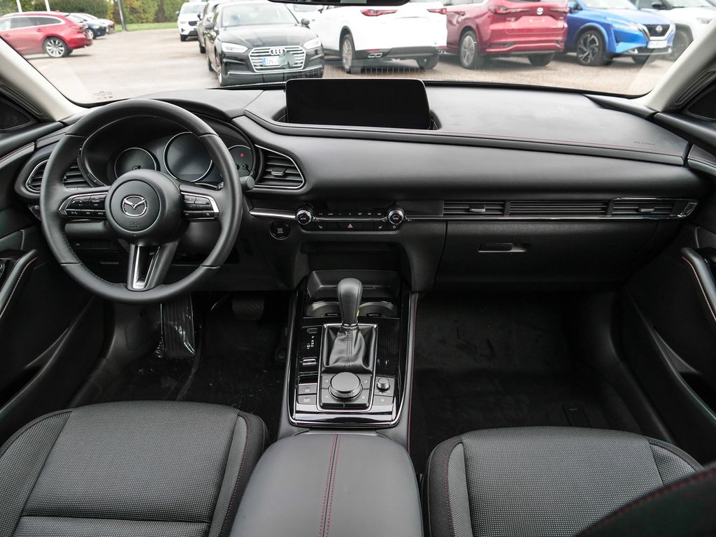 Mazda CX-30 2025