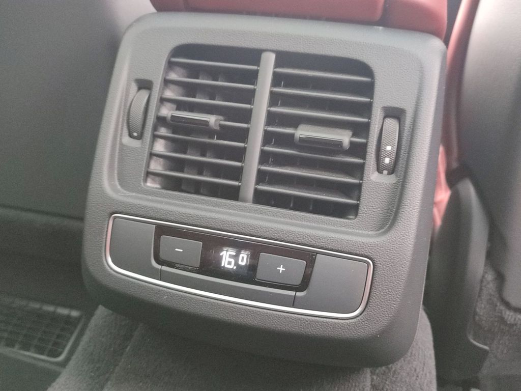 Audi RS e-tron GT 2024