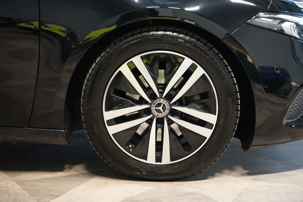 Mercedes-Benz A 180 2021