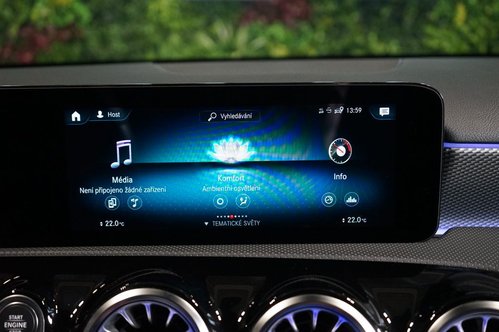 Mercedes-Benz A 180 2021