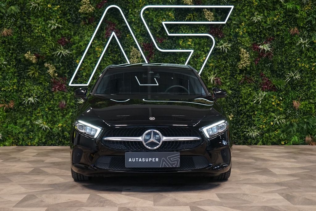 Mercedes-Benz A 180 2021