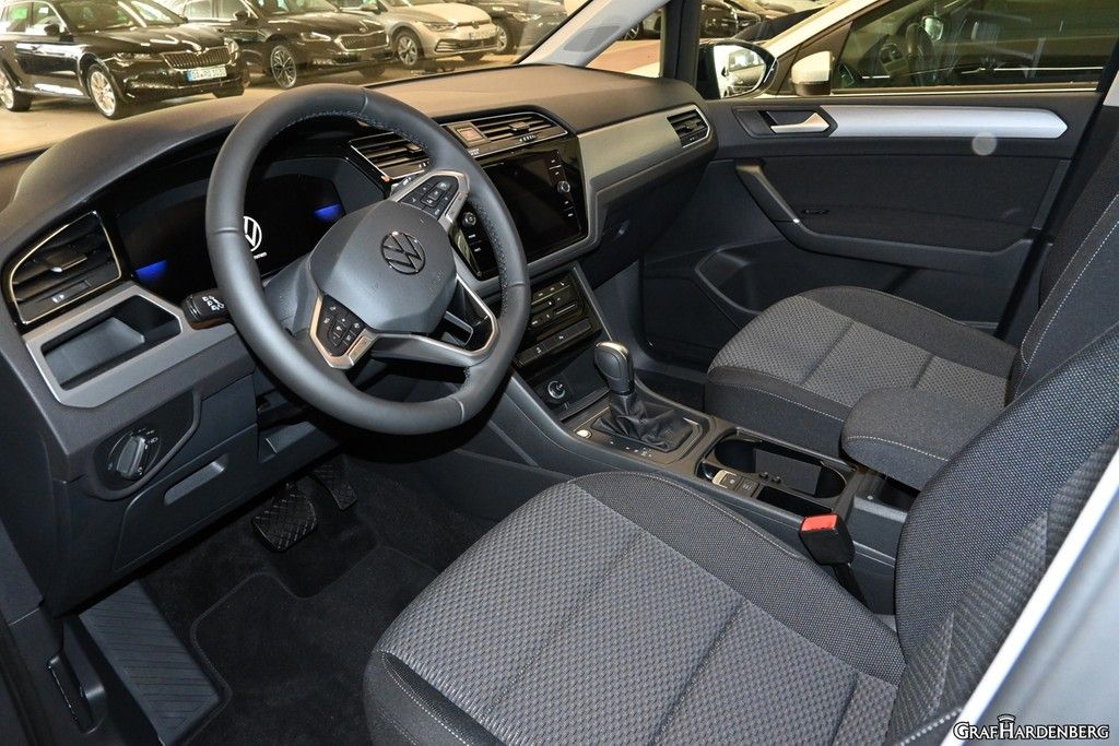 Volkswagen Touran 2024