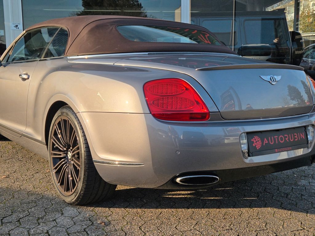 Bentley Continental GTC 2011