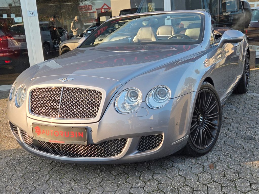 Bentley Continental GTC 2011