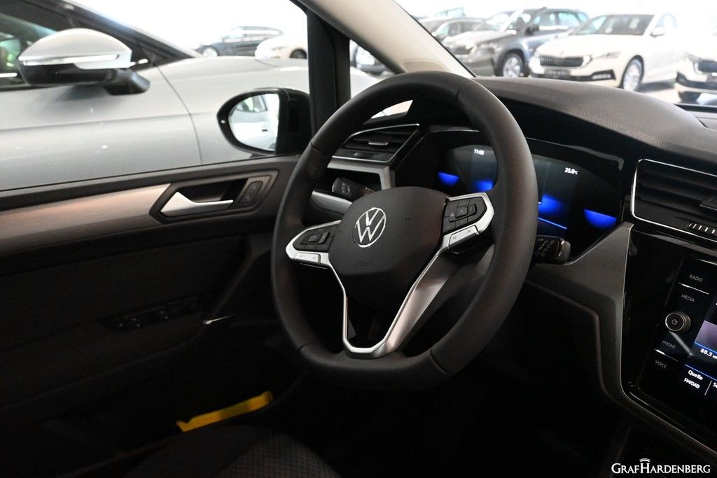 Volkswagen Touran 2024