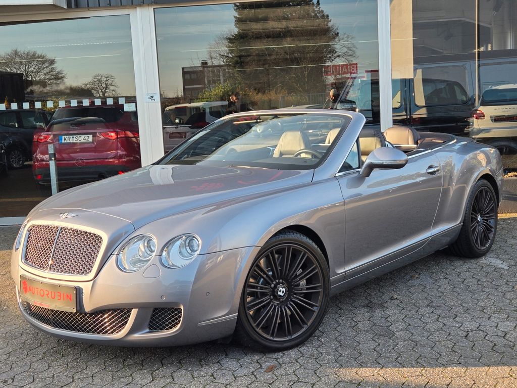 Bentley Continental GTC 2011