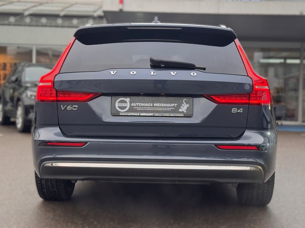 Volvo V60 2022