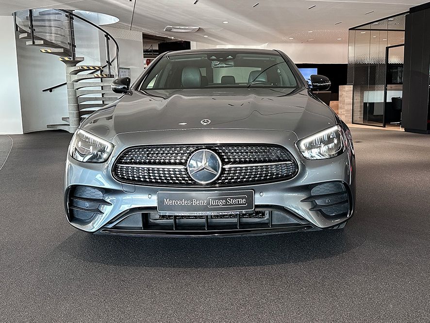 Mercedes-Benz E 300 2022
