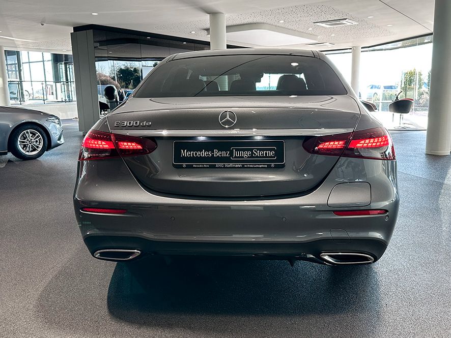 Mercedes-Benz E 300 2022