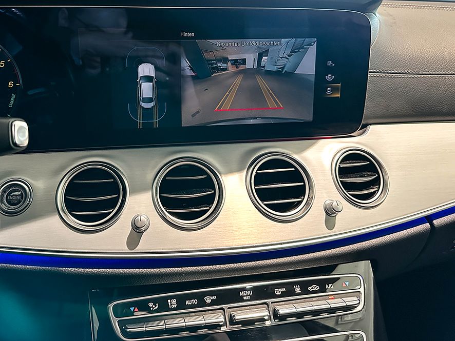 Mercedes-Benz E 300 2022