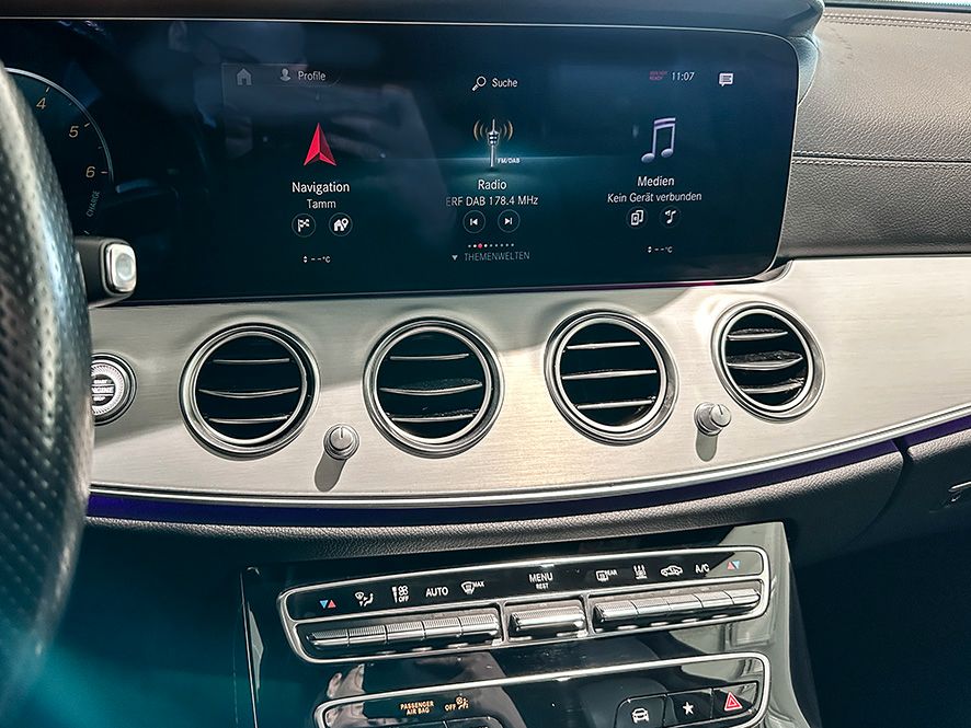 Mercedes-Benz E 300 2022