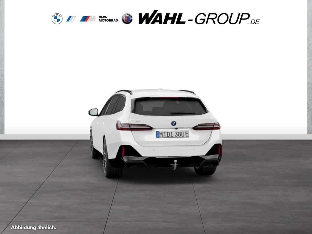 BMW i5