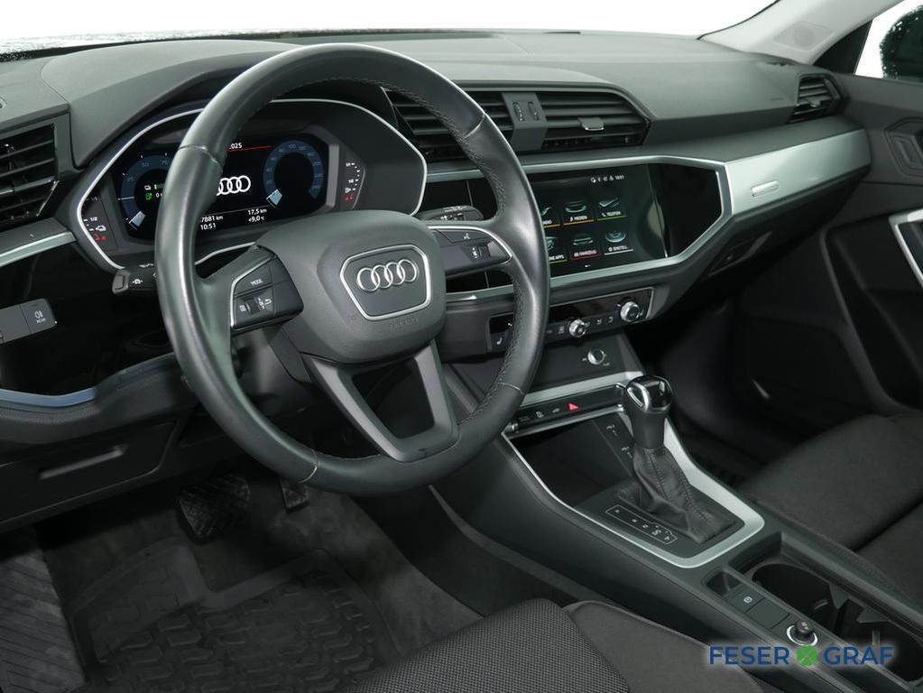Audi Q3 2021