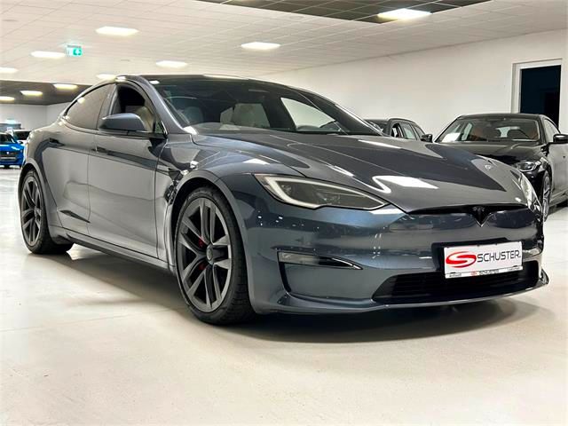 Tesla Model S 2022