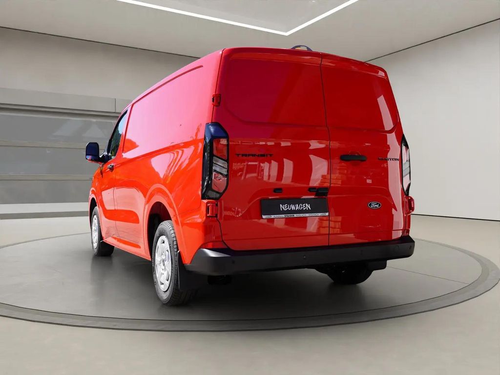 Ford Tourneo Custom 2025
