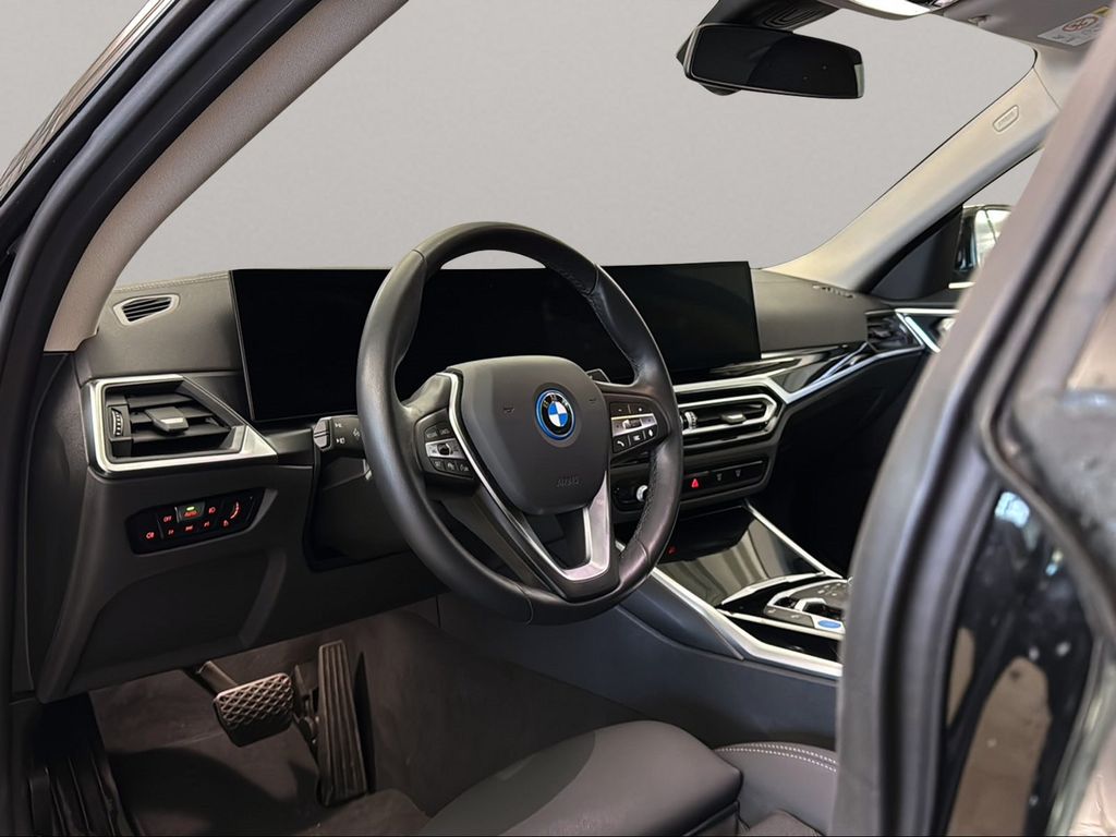 BMW i4 2023
